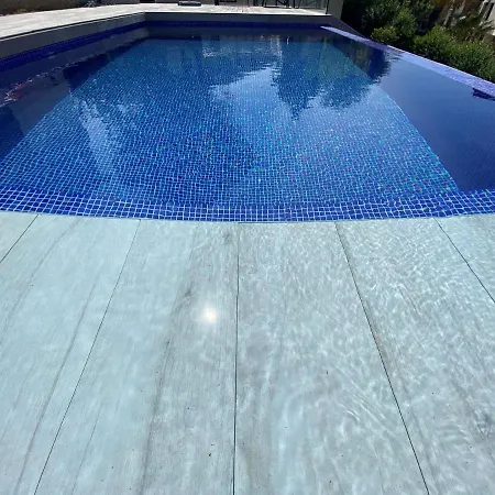 Boutique Ocean Terrace Luxury - Sshousing شقة سان سيباستيان