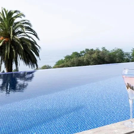 Boutique Ocean Terrace Luxury - Sshousing